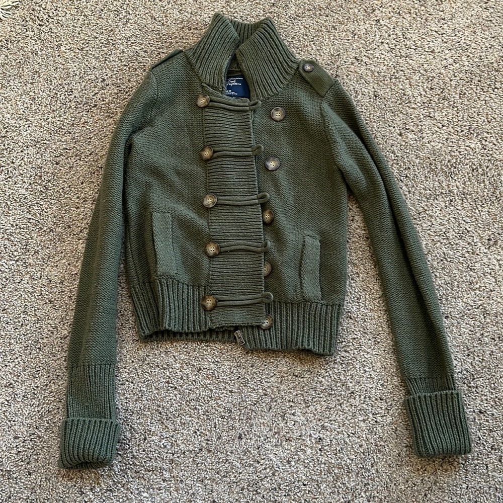 American eagle sweater size medium